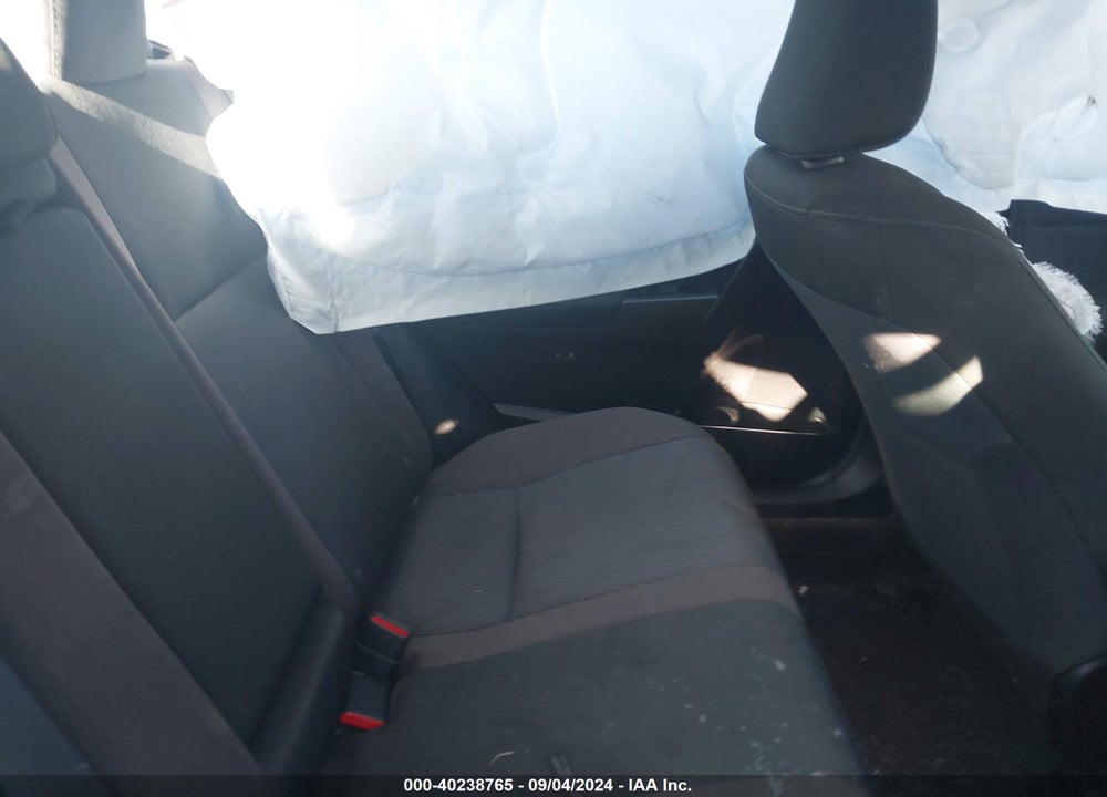 2017 TOYOTA COROLLA LE VIN: 5YFBURHE4HP643857