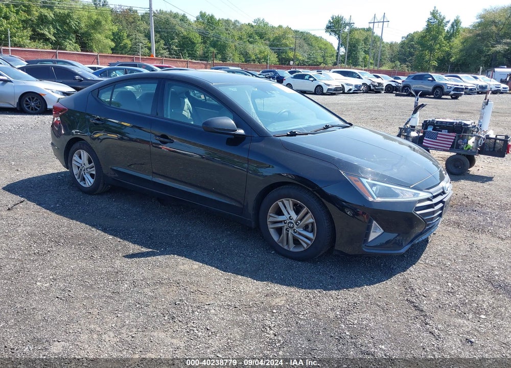 2019 HYUNDAI ELANTRA SEL VIN: 5NPD84LF3KH463970