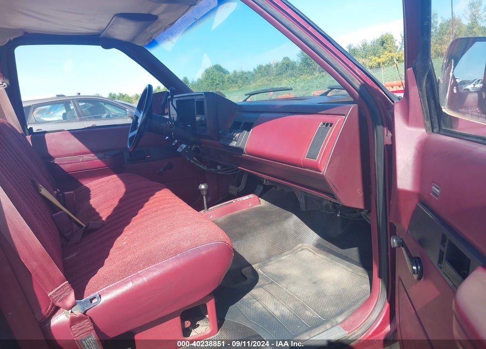 1988 CHEVROLET GMT-400 K1500 VIN: 2GCDK14H6J1204342