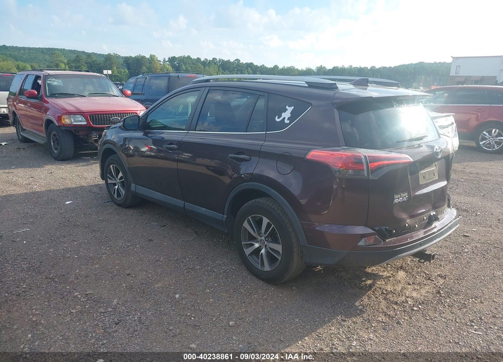 2017 TOYOTA RAV4 XLE VIN: 2T3WFREVXHW389366