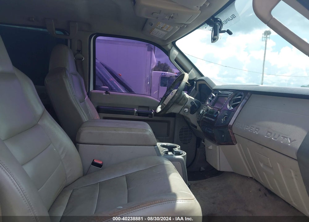 2008 FORD F-250 VIN: 1FTSW21R08EB60572