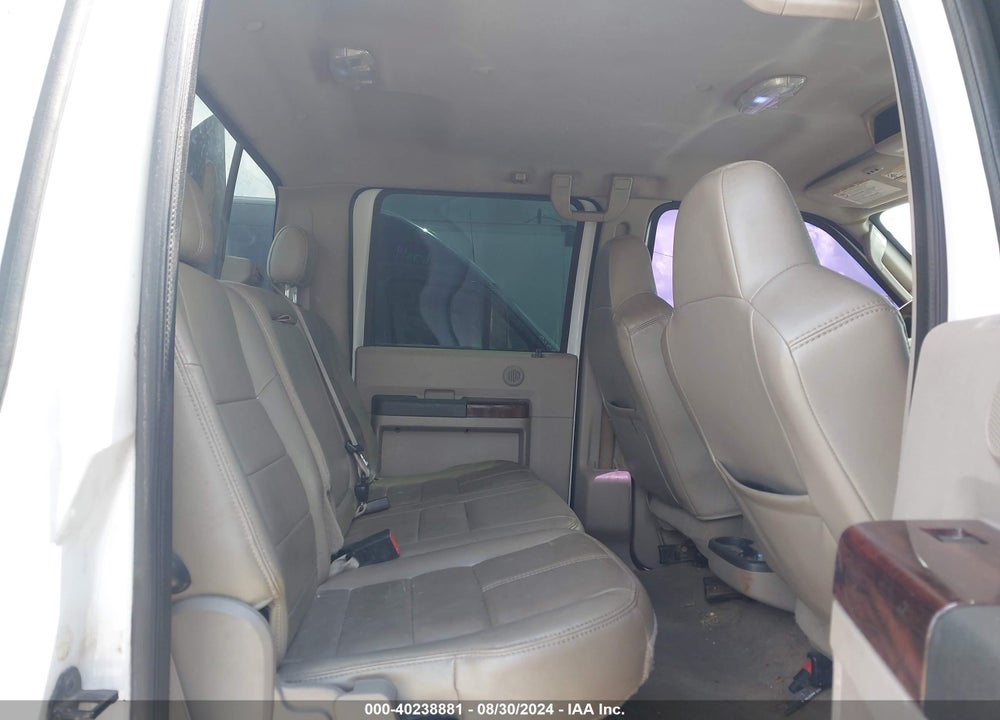 2008 FORD F-250 VIN: 1FTSW21R08EB60572
