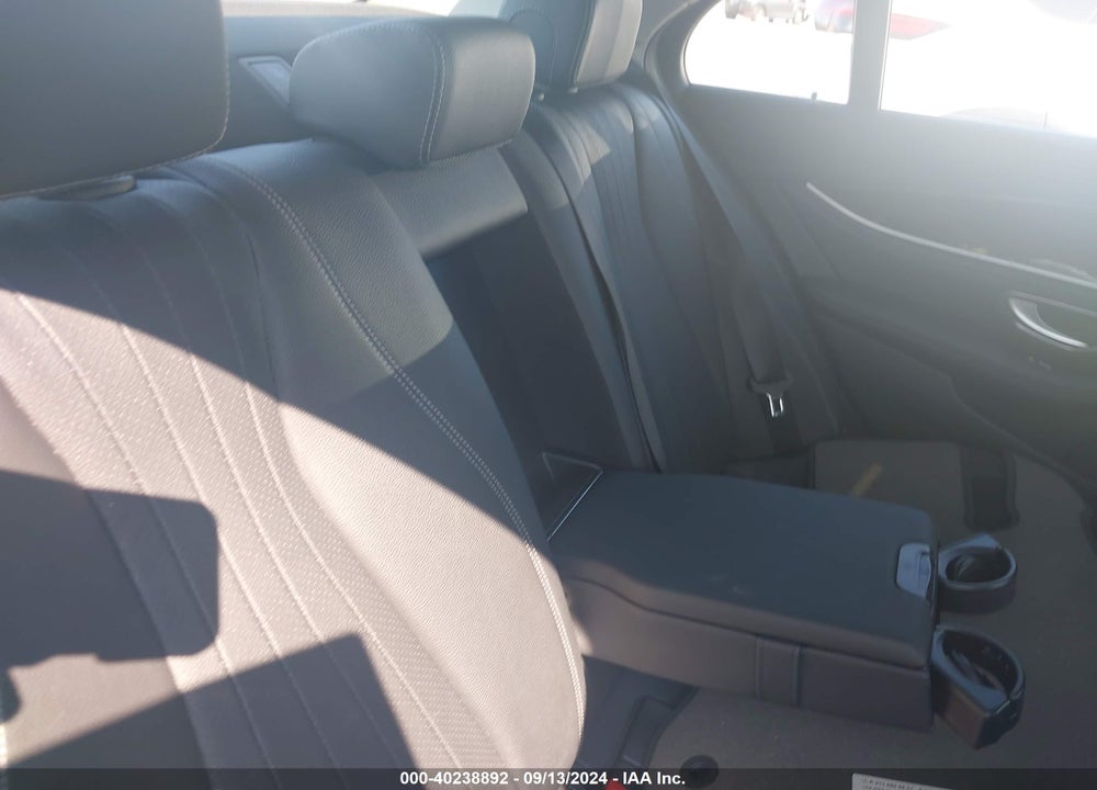 2018 MERCEDES-BENZ E 300 4MATIC VIN: WDDZF4KB1JA372427