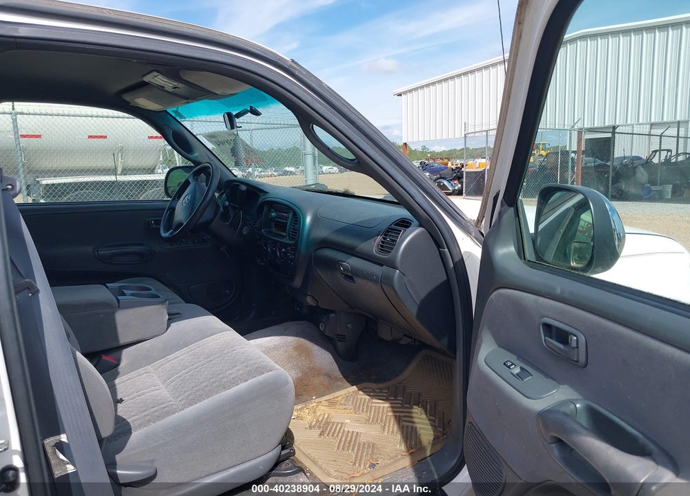 2005 TOYOTA TUNDRA SR5 V8 VIN: 5TBRT34115S460767