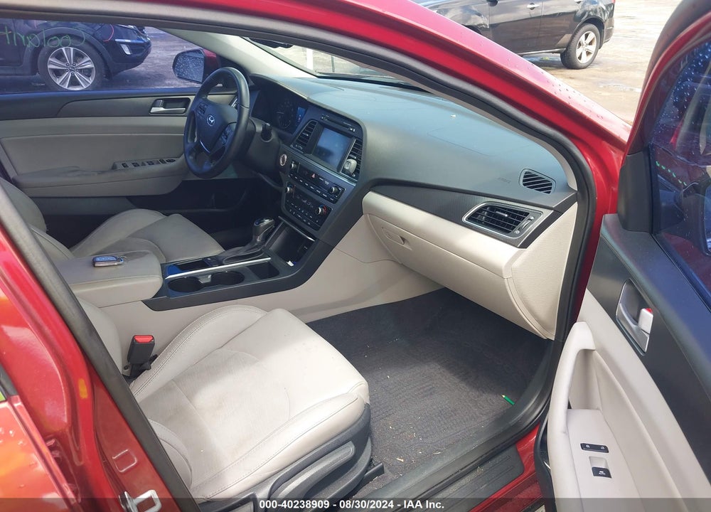 2016 HYUNDAI SONATA SPORT VIN: 5NPE34AF7GH379972