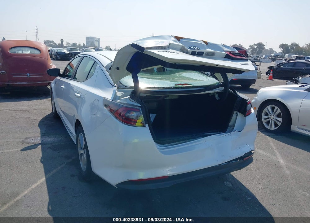 2015 KIA OPTIMA HYBRID VIN: KNAGM4AD3F5085985