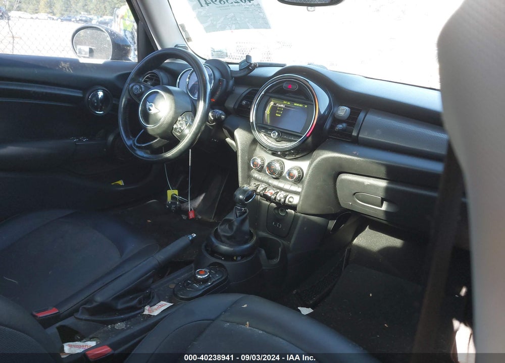 2017 MINI HARDTOP COOPER VIN: WMWXU1C53H2E17516