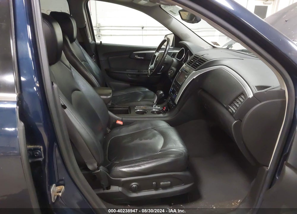 2009 CHEVROLET TRAVERSE LT VIN: 1GNEV23D49S166290