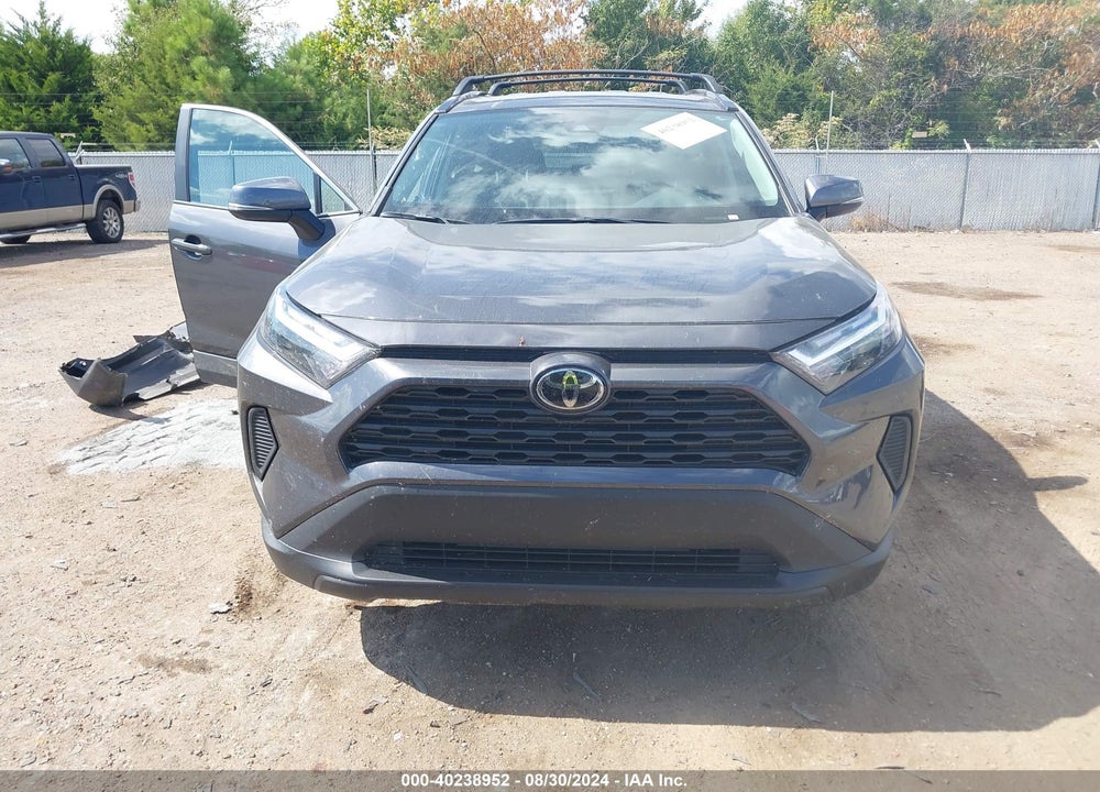 2023 TOYOTA RAV4 XLE VIN: 2T3P1RFV3PW383568