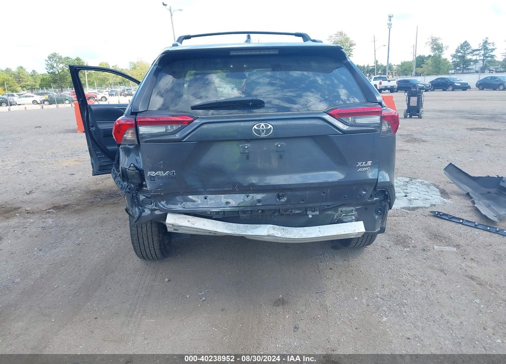 2023 TOYOTA RAV4 XLE VIN: 2T3P1RFV3PW383568