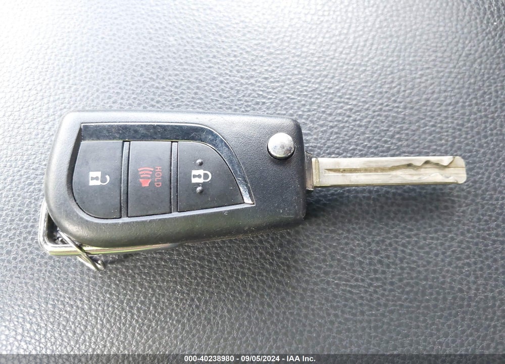 2019 TOYOTA RAV4 LE VIN: 2T3F1RFV5KW026557