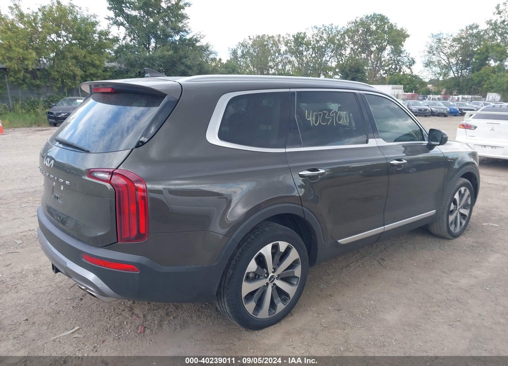 2022 KIA TELLURIDE S VIN: 5XYP6DHC7NG243535