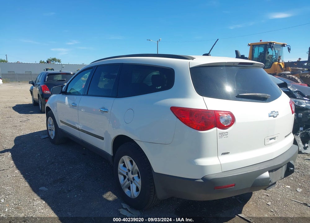 2012 CHEVROLET TRAVERSE LS VIN: 1GNKVFED4CJ419824