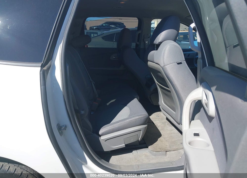 2012 CHEVROLET TRAVERSE LS VIN: 1GNKVFED4CJ419824