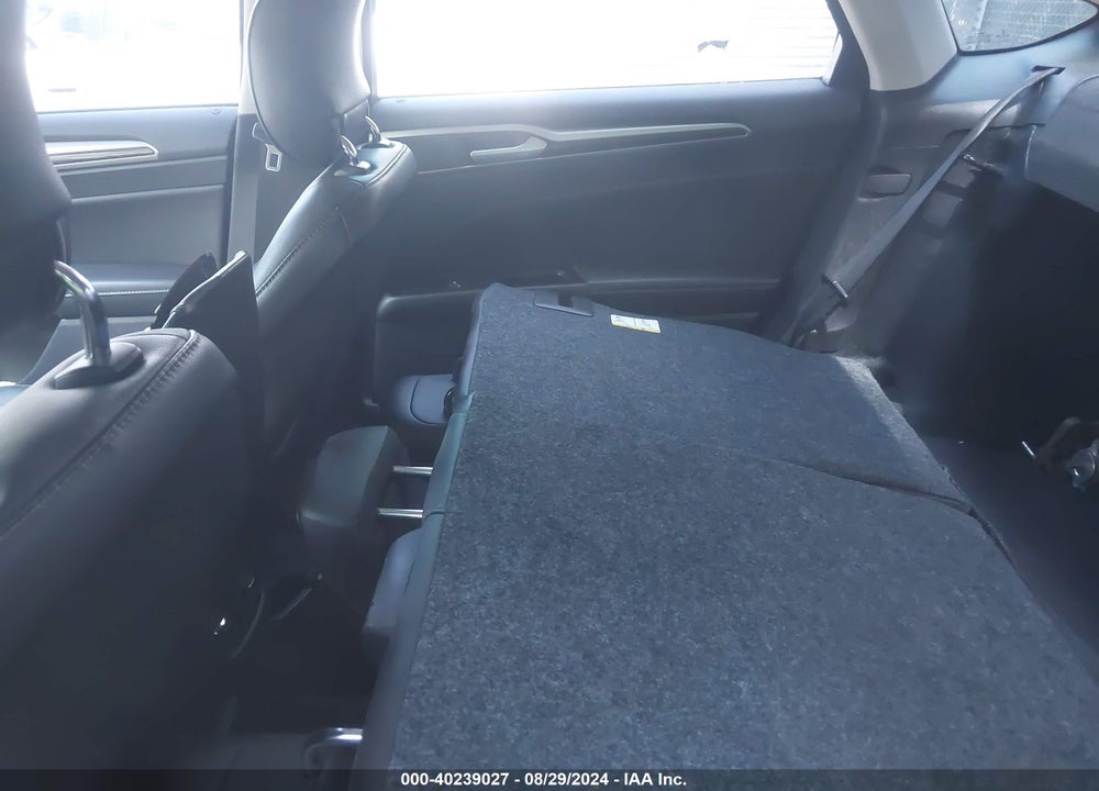 2014 FORD FUSION SE VIN: 3FA6P0HD4ER351018