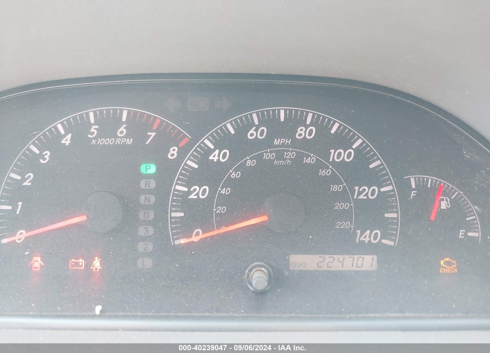 2005 TOYOTA CAMRY LE VIN: 4T1BE32K55U964700