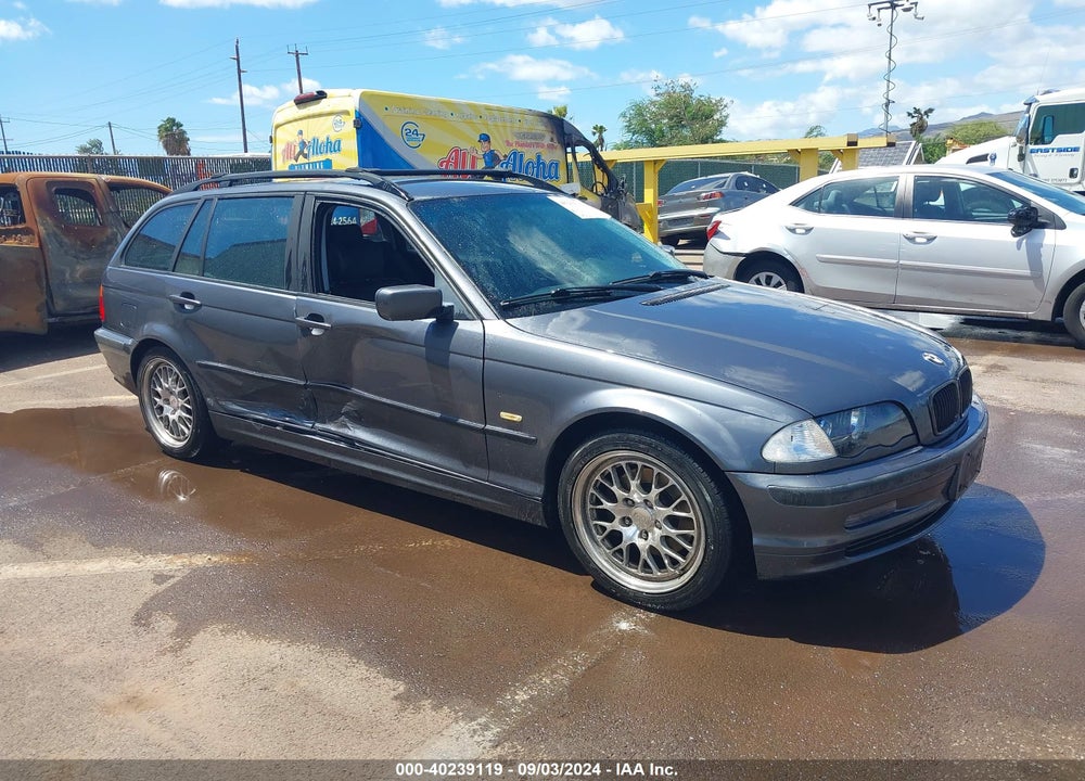 2000 BMW 323IT VIN: WBAAR3346YJB35421