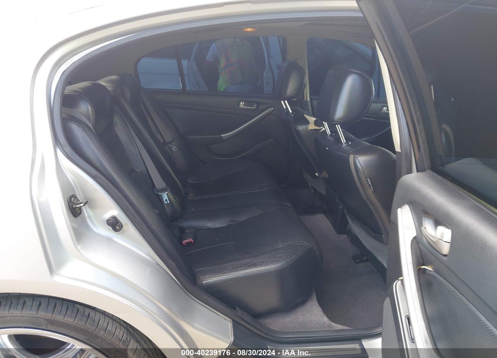 2003 INFINITI G35 BASE W/6 SPEED MANUAL VIN: JNKCV51E53M018964