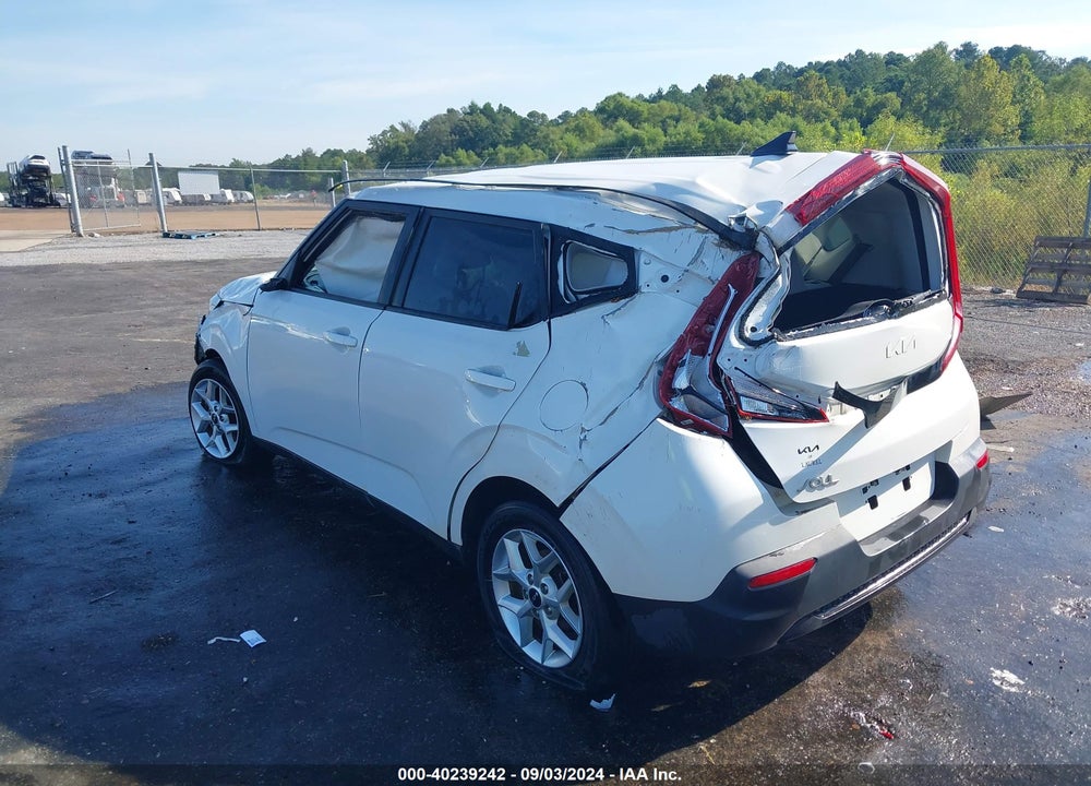 2022 KIA SOUL LX VIN: KNDJ23AU4N7180258