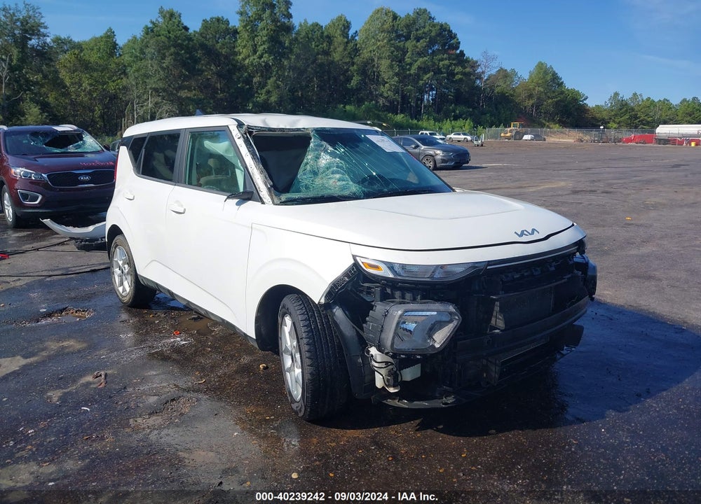 2022 KIA SOUL LX VIN: KNDJ23AU4N7180258