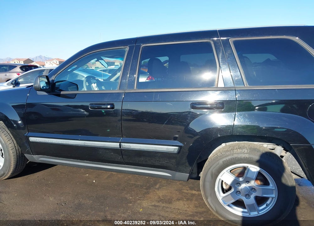 2007 JEEP GRAND CHEROKEE LAREDO VIN: 1J8GS48K67C677142