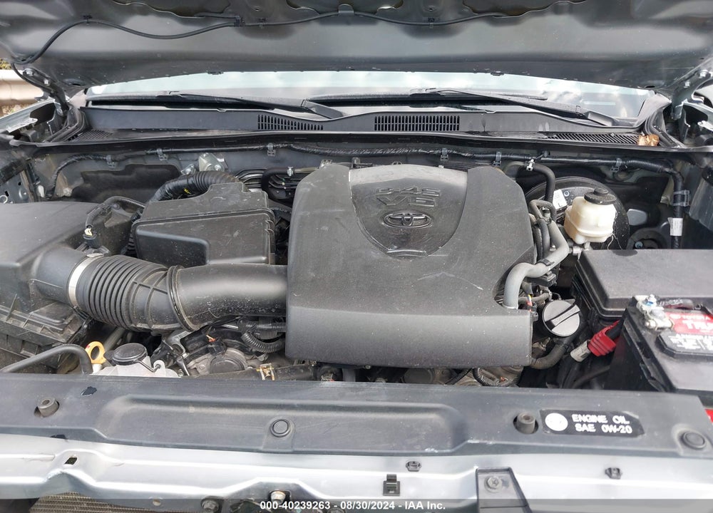 2018 TOYOTA TACOMA SR5 V6 VIN: 3TMCZ5AN2JM162690