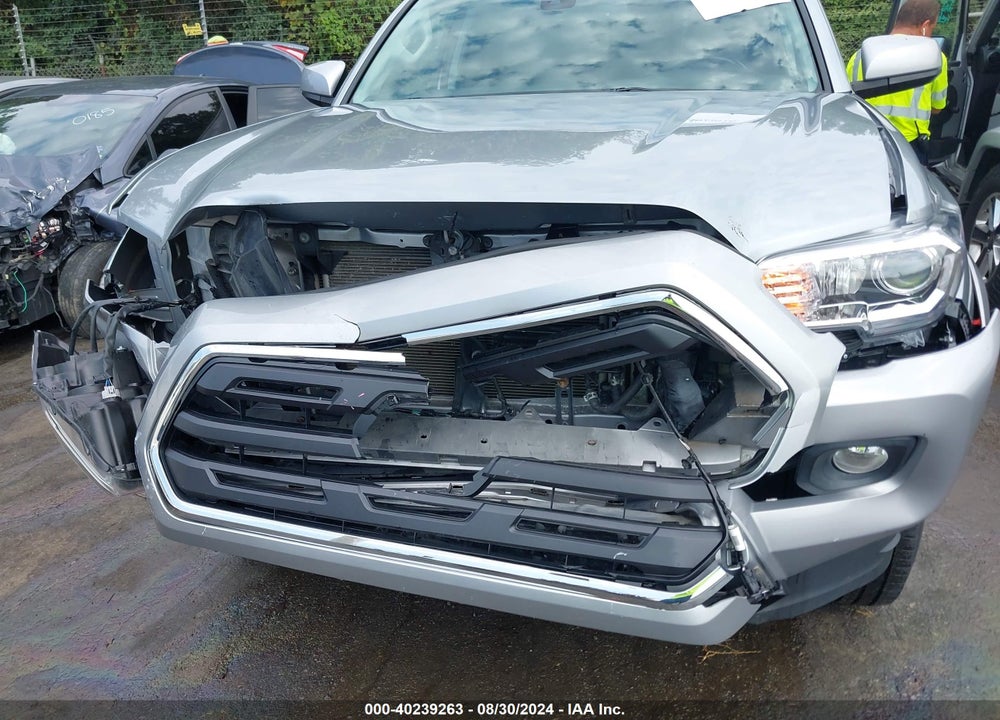 2018 TOYOTA TACOMA SR5 V6 VIN: 3TMCZ5AN2JM162690