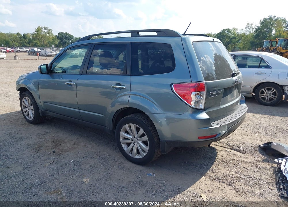 2011 SUBARU FORESTER 2.5X PREMIUM VIN: JF2SHADC6BH702034