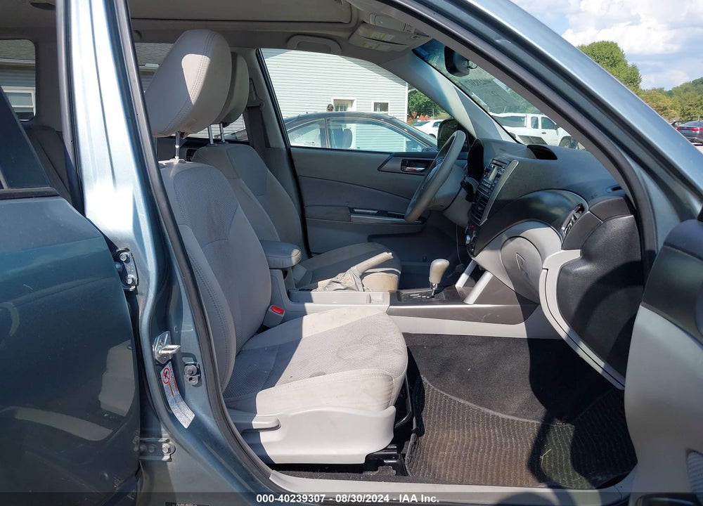 2011 SUBARU FORESTER 2.5X PREMIUM VIN: JF2SHADC6BH702034