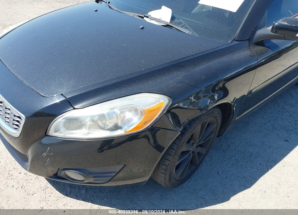 2011 VOLVO C70 T5 VIN: YV1672MC7BJ107950