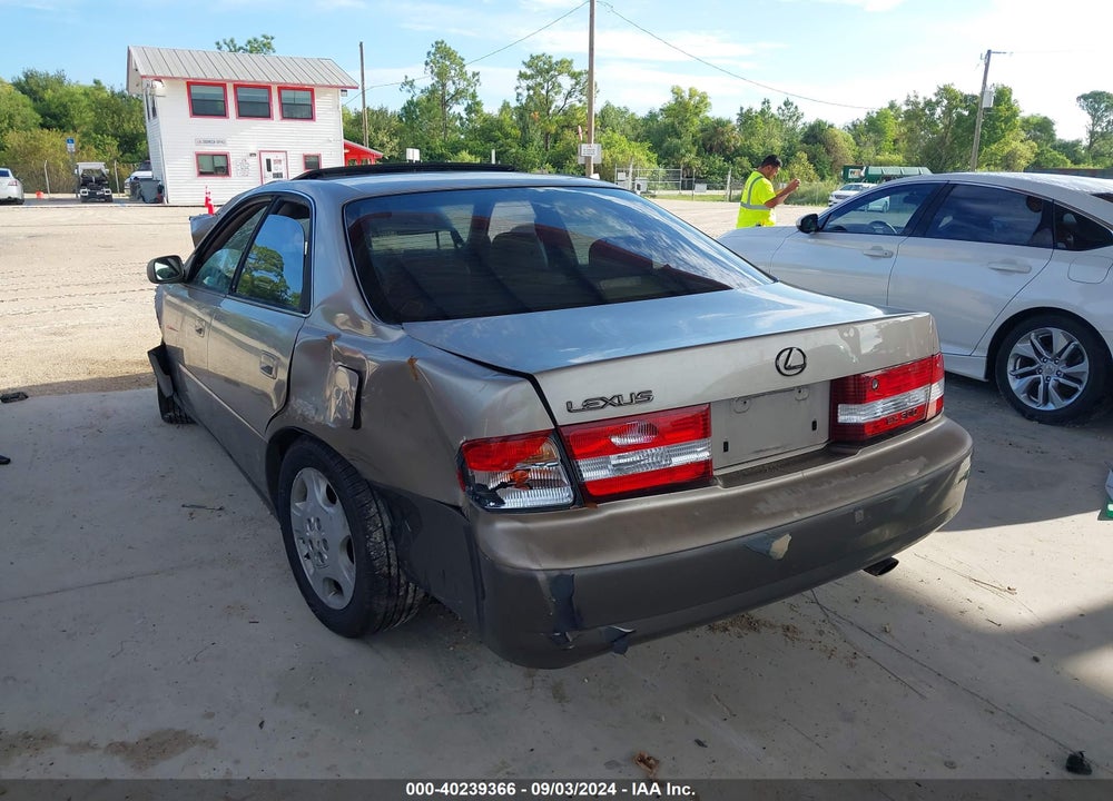 2000 LEXUS ES 300 VIN: JT8BF28G6Y0270896