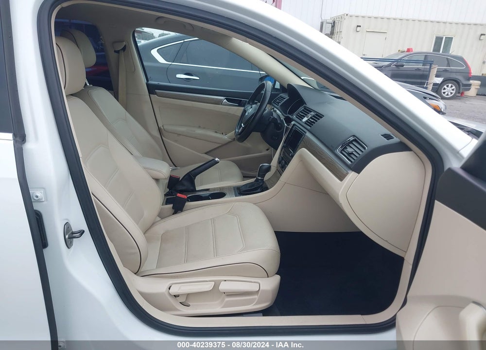 2017 VOLKSWAGEN PASSAT 1.8T SE VIN: 1VWBT7A35HC020043