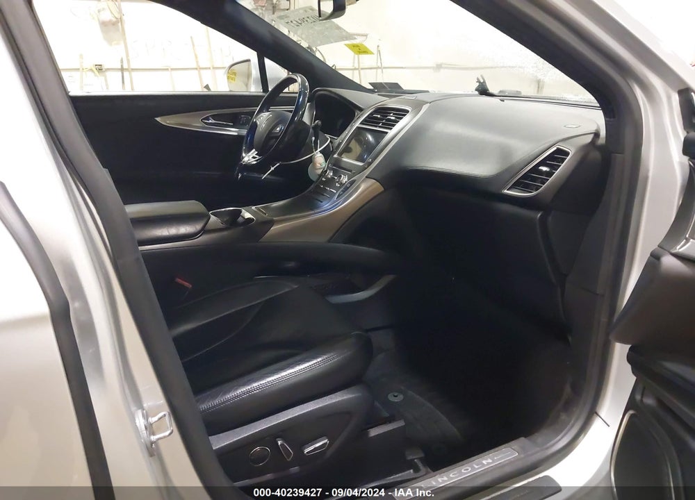 2016 LINCOLN MKX RESERVE VIN: 2LMTJ8LR4GBL70380