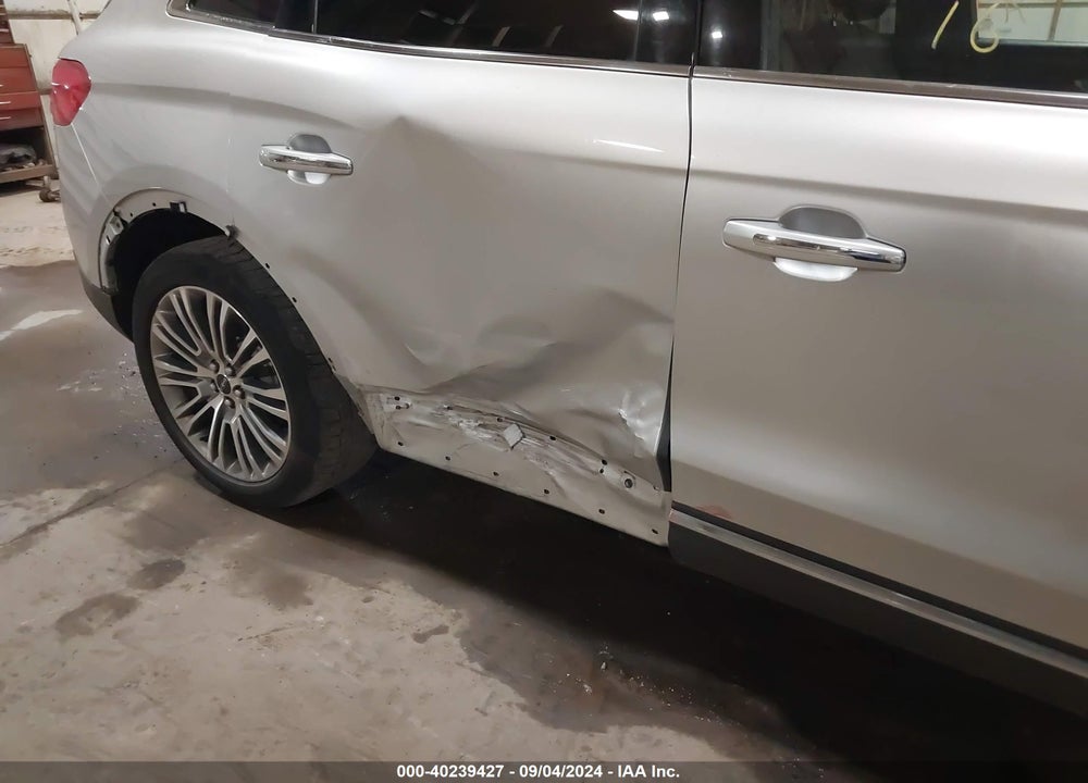 2016 LINCOLN MKX RESERVE VIN: 2LMTJ8LR4GBL70380
