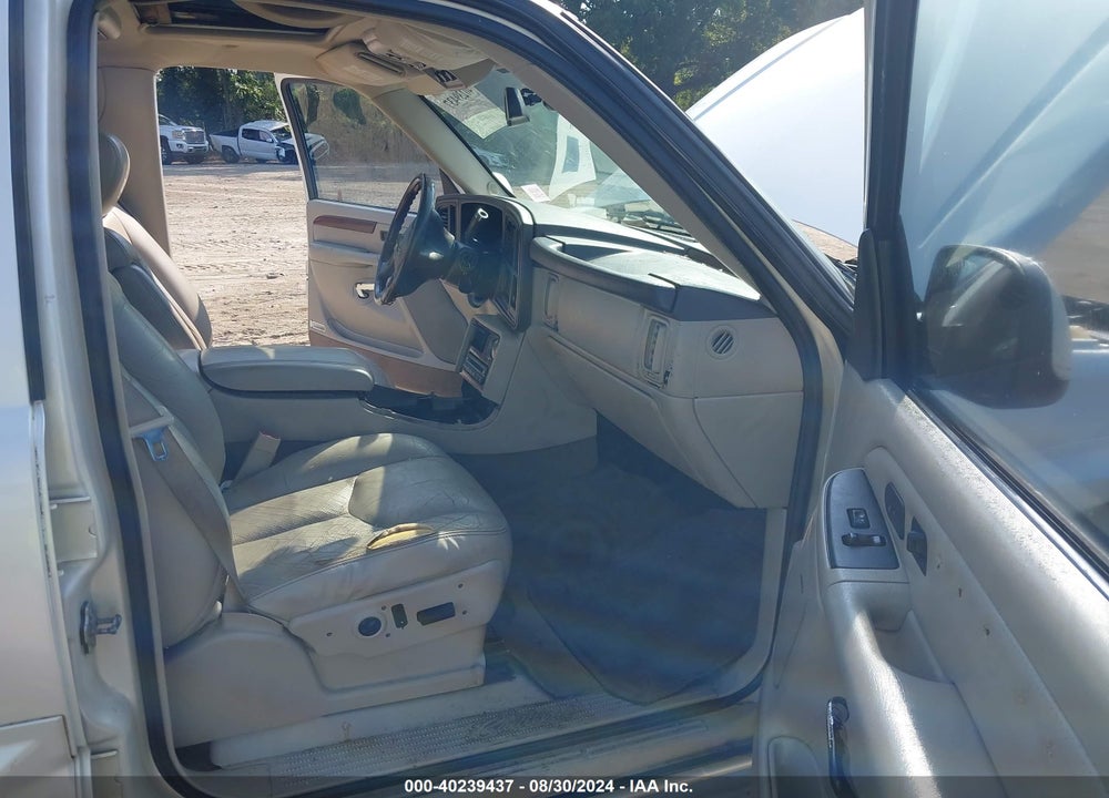2005 CADILLAC ESCALADE STANDARD VIN: 1GYEK63N65R102829