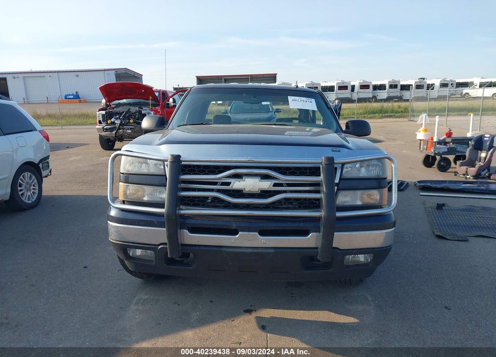 2006 CHEVROLET SILVERADO 1500 LT3 VIN: 2GCEK13T561179693