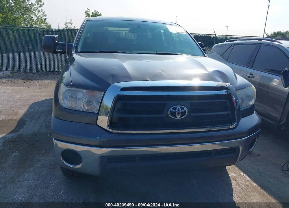 2011 TOYOTA TUNDRA GRADE 5.7L V8 VIN: 5TFUW5F13BX179996