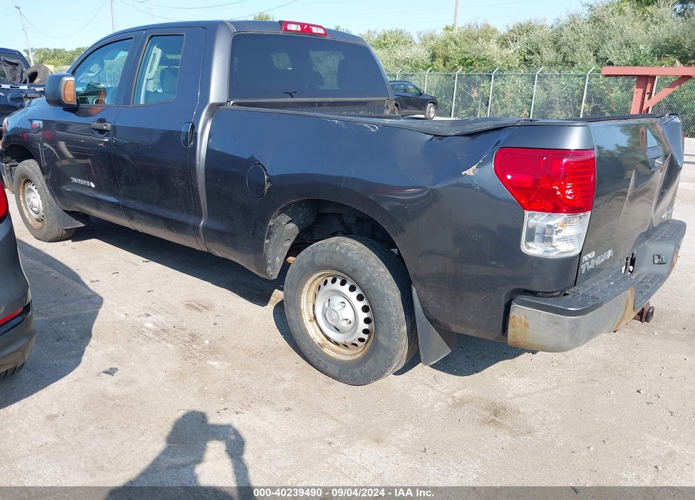 2011 TOYOTA TUNDRA GRADE 5.7L V8 VIN: 5TFUW5F13BX179996