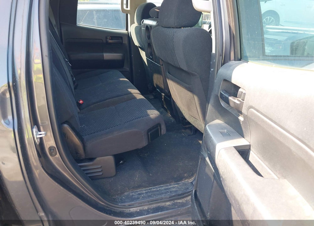 2011 TOYOTA TUNDRA GRADE 5.7L V8 VIN: 5TFUW5F13BX179996