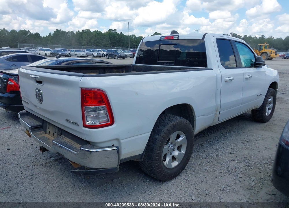 2020 RAM 1500 BIG HORN QUAD CAB 4X4 6'4 BOX VIN: 1C6SRFBT0LN280980