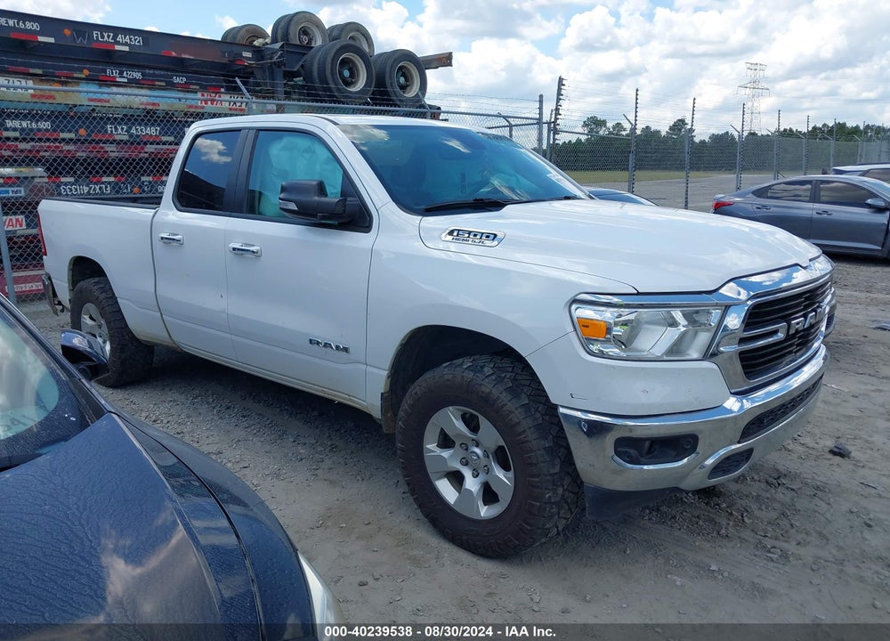 2020 RAM 1500 BIG HORN QUAD CAB 4X4 6'4 BOX VIN: 1C6SRFBT0LN280980