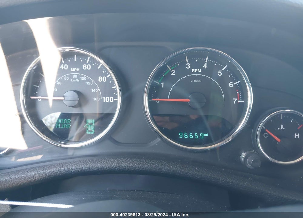 2018 JEEP WRANGLER JK UNLIMITED SPORT 4X4 VIN: 1C4BJWDG8JL812338