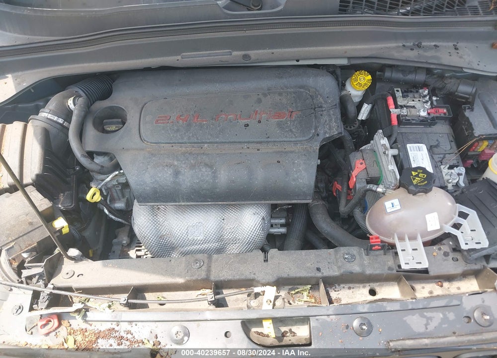 2016 JEEP RENEGADE VIN: ZACCJBCTXGPD18174