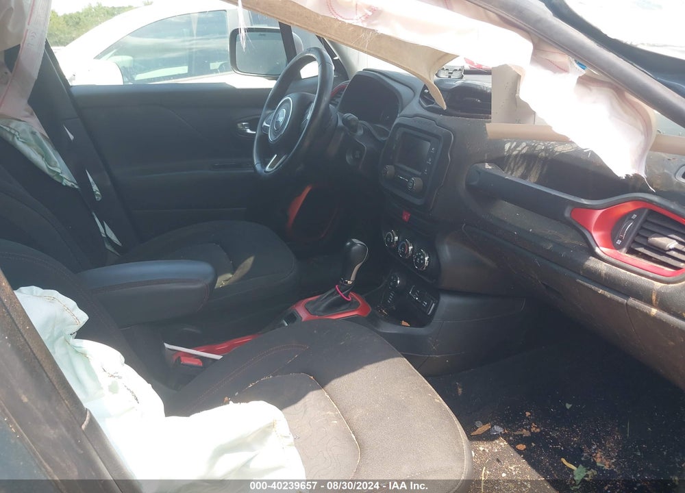 2016 JEEP RENEGADE VIN: ZACCJBCTXGPD18174