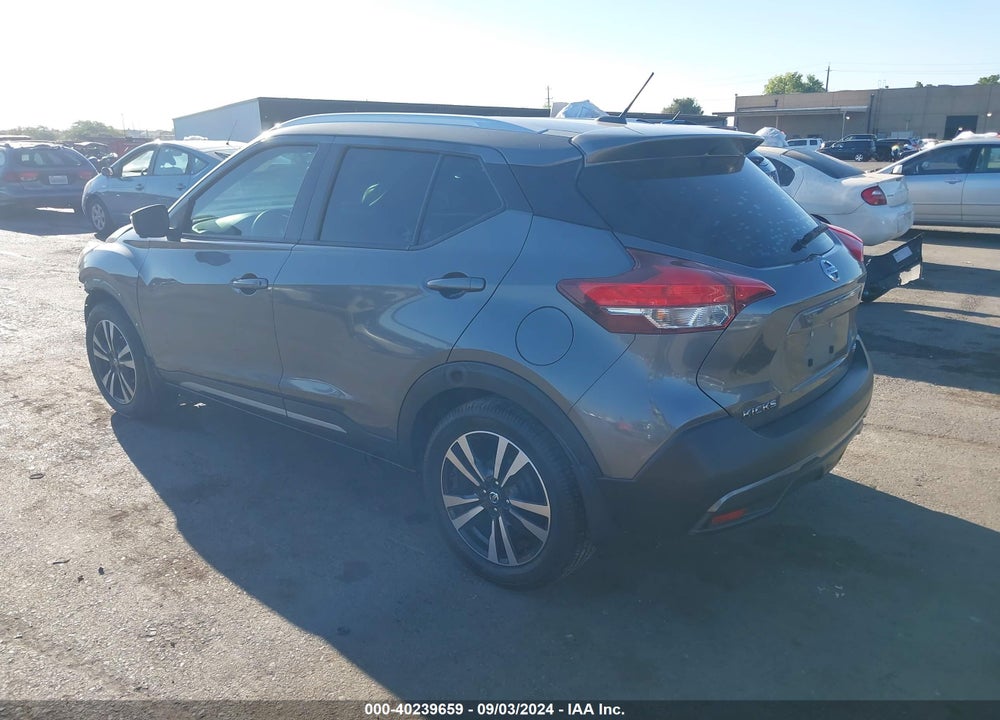 2019 NISSAN KICKS SR VIN: 3N1CP5CU4KL566563
