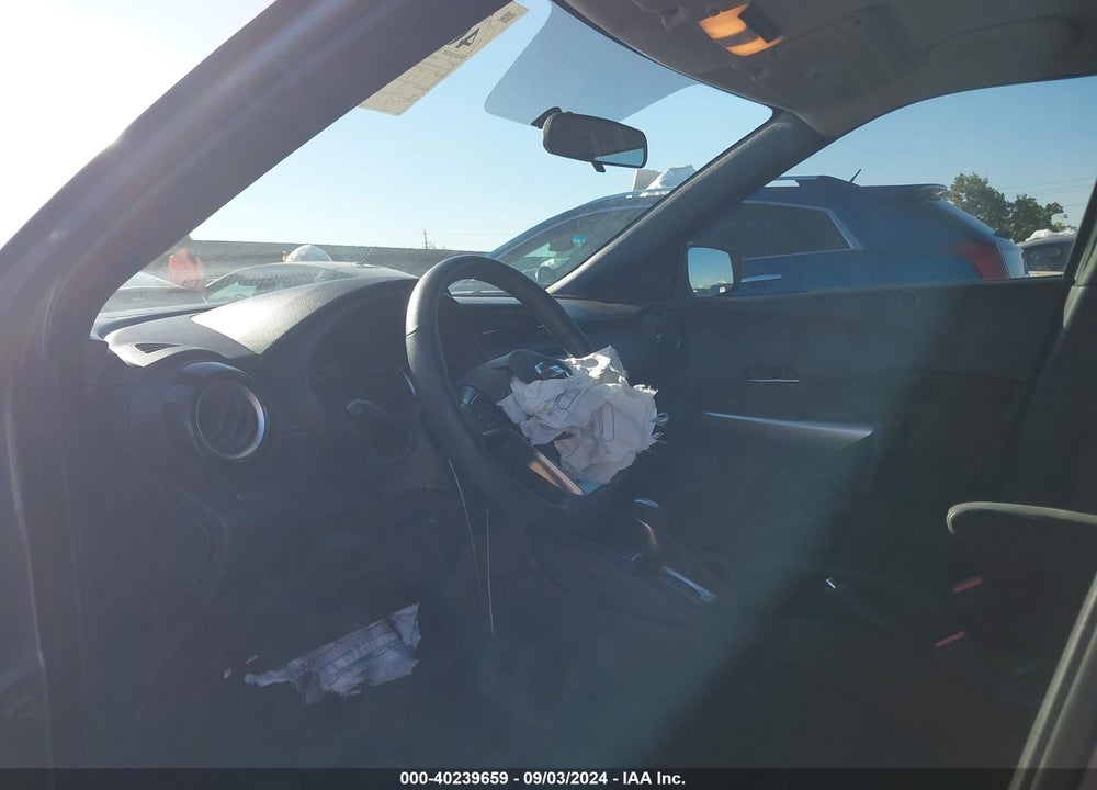 2019 NISSAN KICKS SR VIN: 3N1CP5CU4KL566563