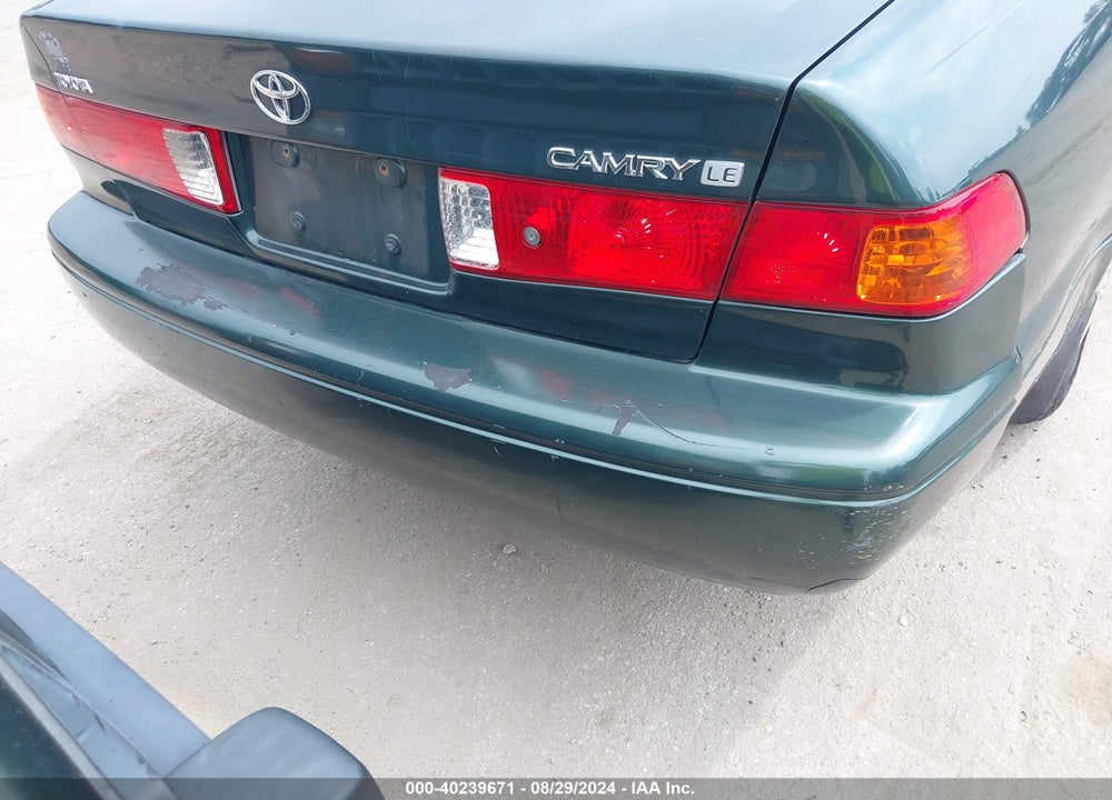 2000 TOYOTA CAMRY LE VIN: 4T1BG22K2YU733603
