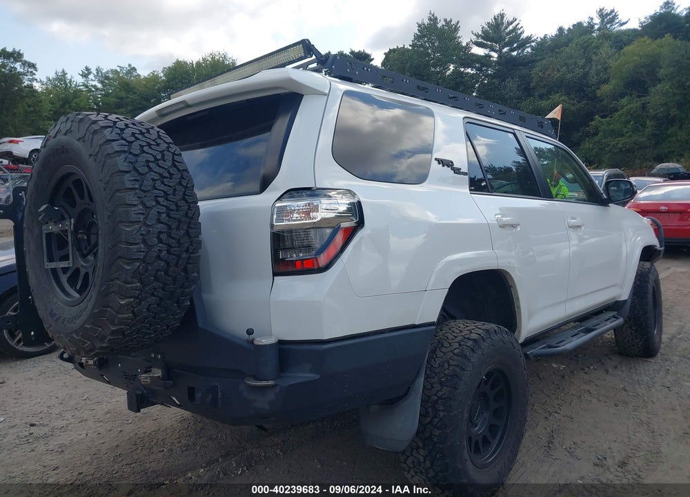 2021 TOYOTA 4RUNNER TRD OFF ROAD PREMIUM VIN: JTERU5JR7M5839881