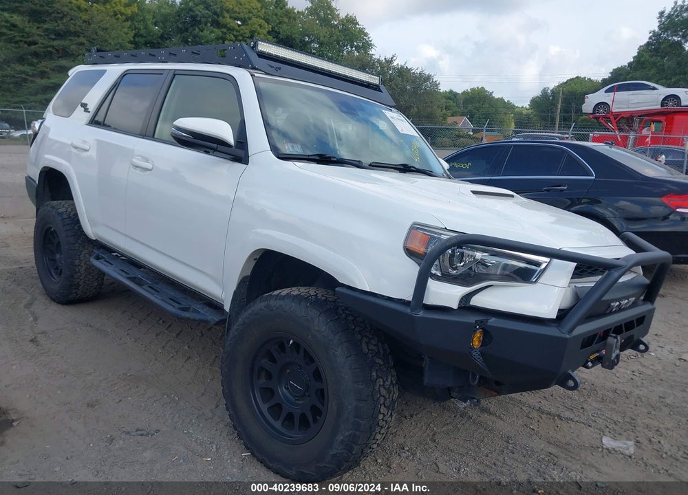 2021 TOYOTA 4RUNNER TRD OFF ROAD PREMIUM VIN: JTERU5JR7M5839881