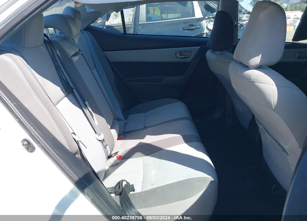 2017 TOYOTA COROLLA LE VIN: 5YFBURHE2HP646501